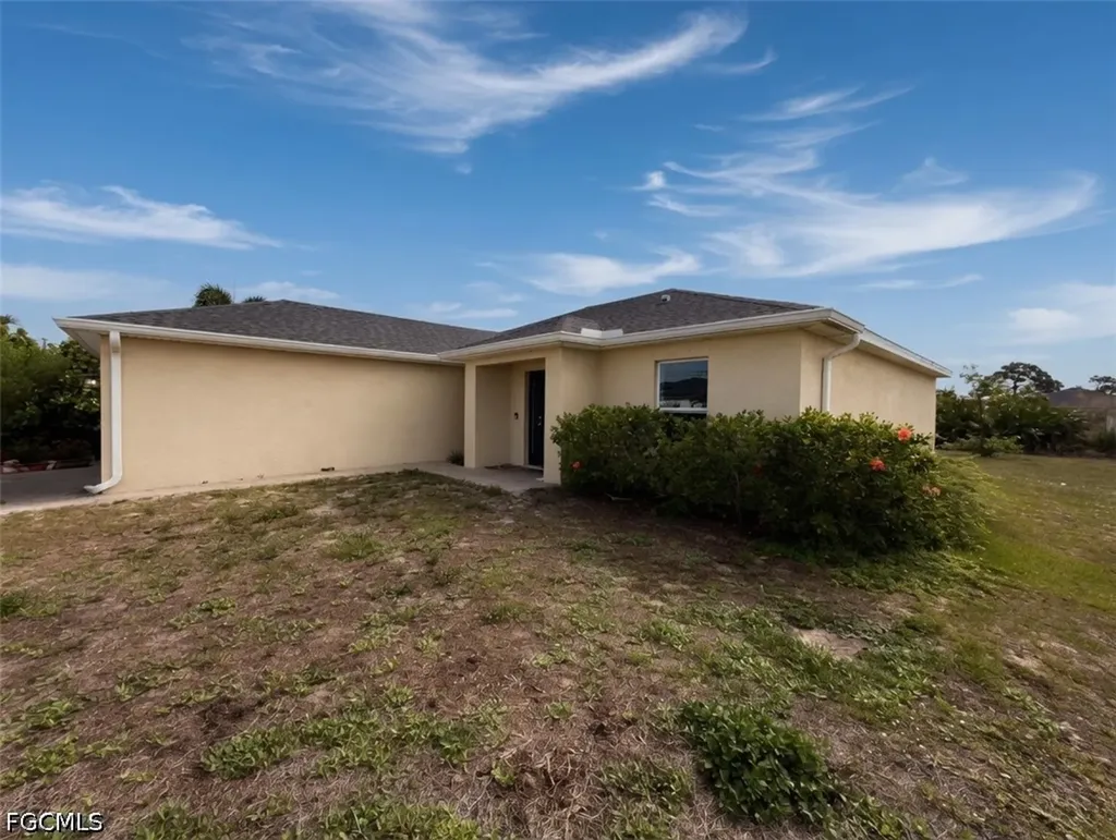 2207 NW 21st Avenue Cape Coral FL 33993