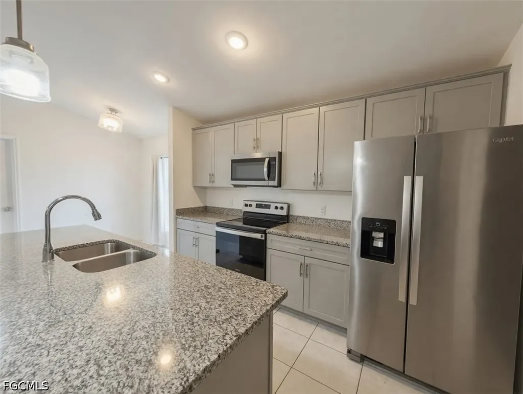 2207 NW 21st Avenue Cape Coral FL 33993