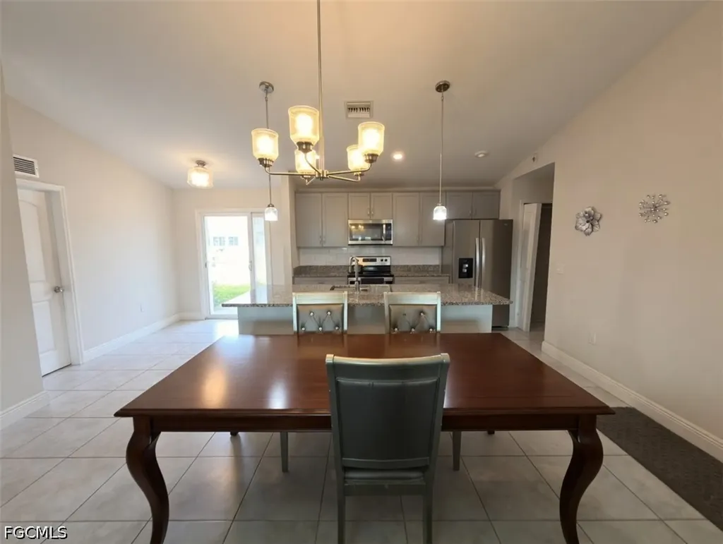 2207 NW 21st Avenue Cape Coral FL 33993