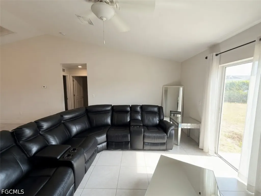 2207 NW 21st Avenue Cape Coral FL 33993