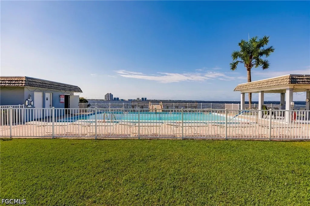 3380 N Key Drive North Fort Myers FL 33903
