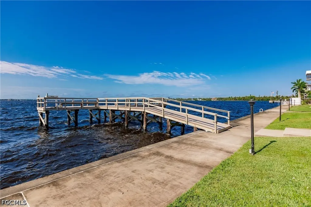 3380 N Key Drive North Fort Myers FL 33903