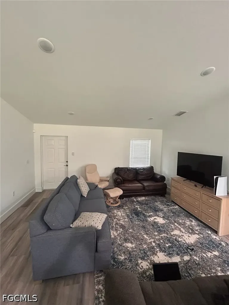 2812 NW 25th Street Cape Coral FL 33993