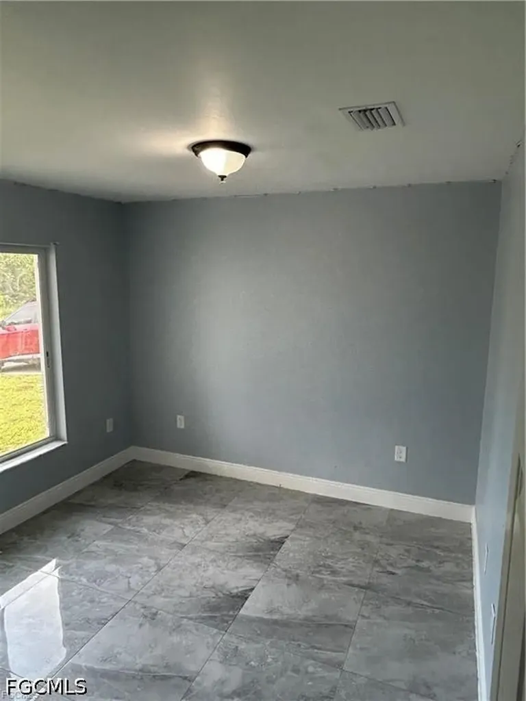 2225/2227 Snead Drive Lehigh Acres FL 33973
