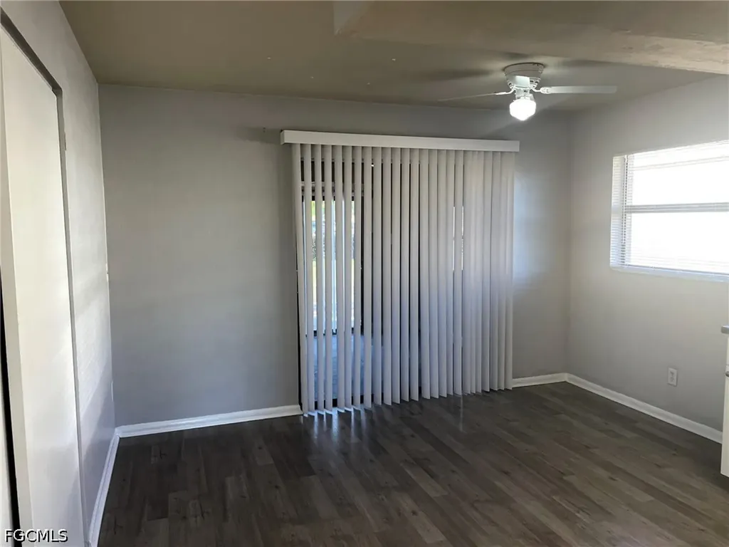 610 SE 10th Street Cape Coral FL 33990