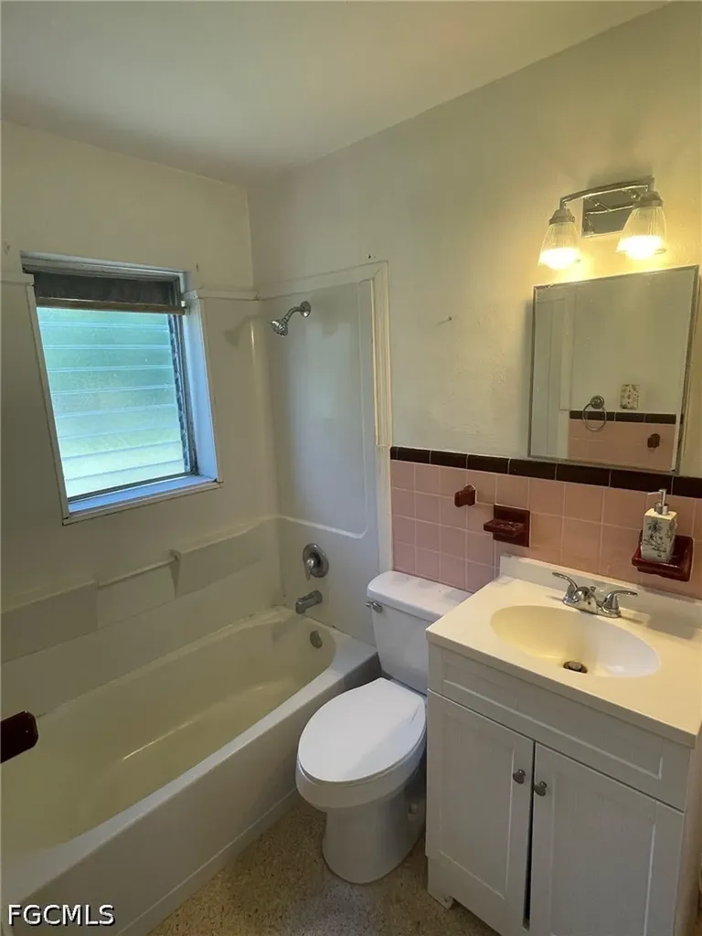 1916 Flamingo Drive North Fort Myers FL 33917