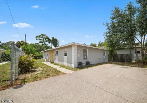 322 Louise Avenue Fort Myers FL 33916
