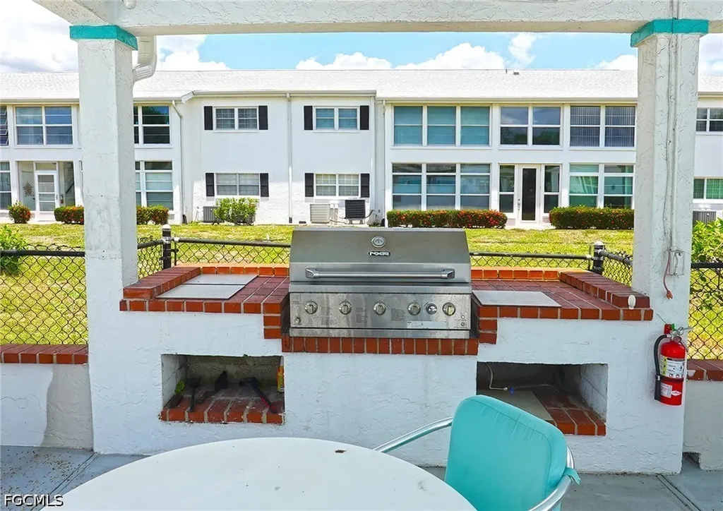 1462 Myerlee Country Club Boulevard Fort Myers FL 33919