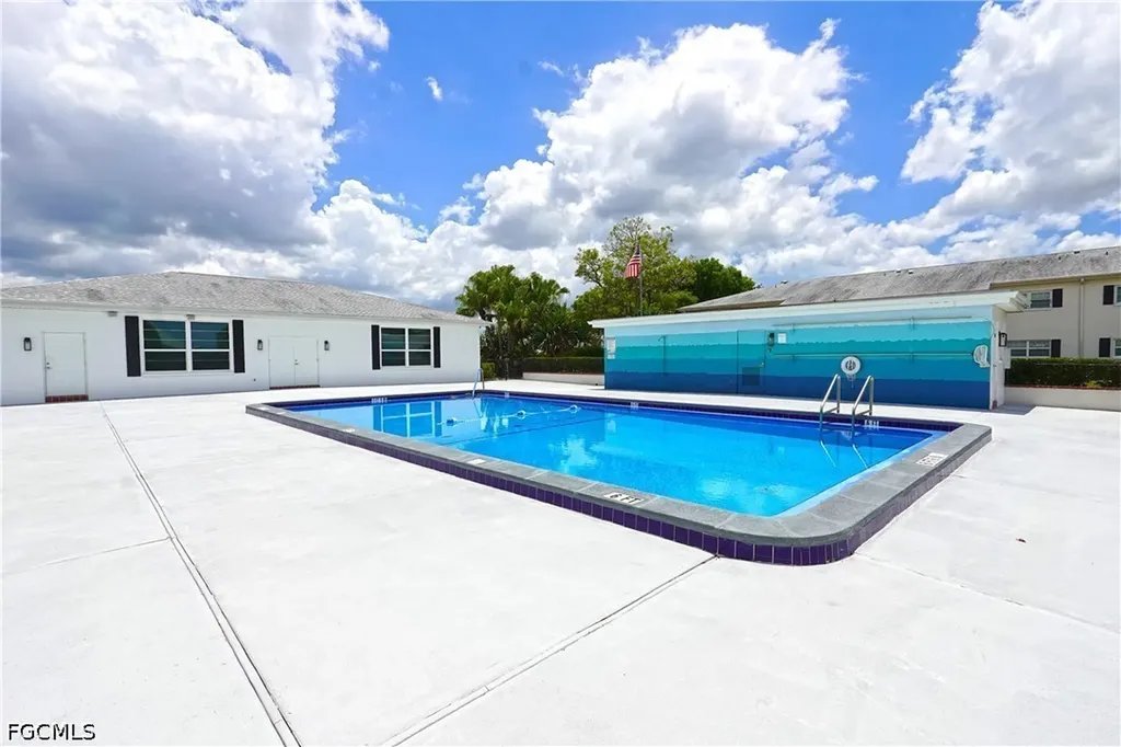 1462 Myerlee Country Club Boulevard Fort Myers FL 33919