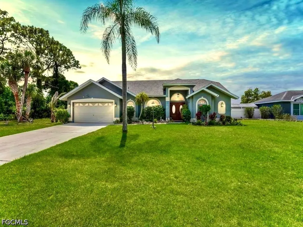 1623 Covington Meadows Circle Lehigh Acres FL 33936