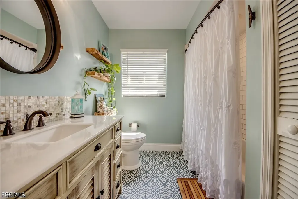 4118 NW 33rd Lane Cape Coral FL 33993