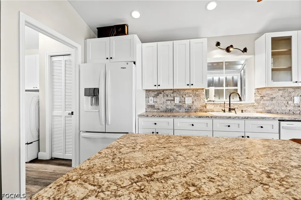 17521 Coconut Palm Court North Fort Myers FL 33917
