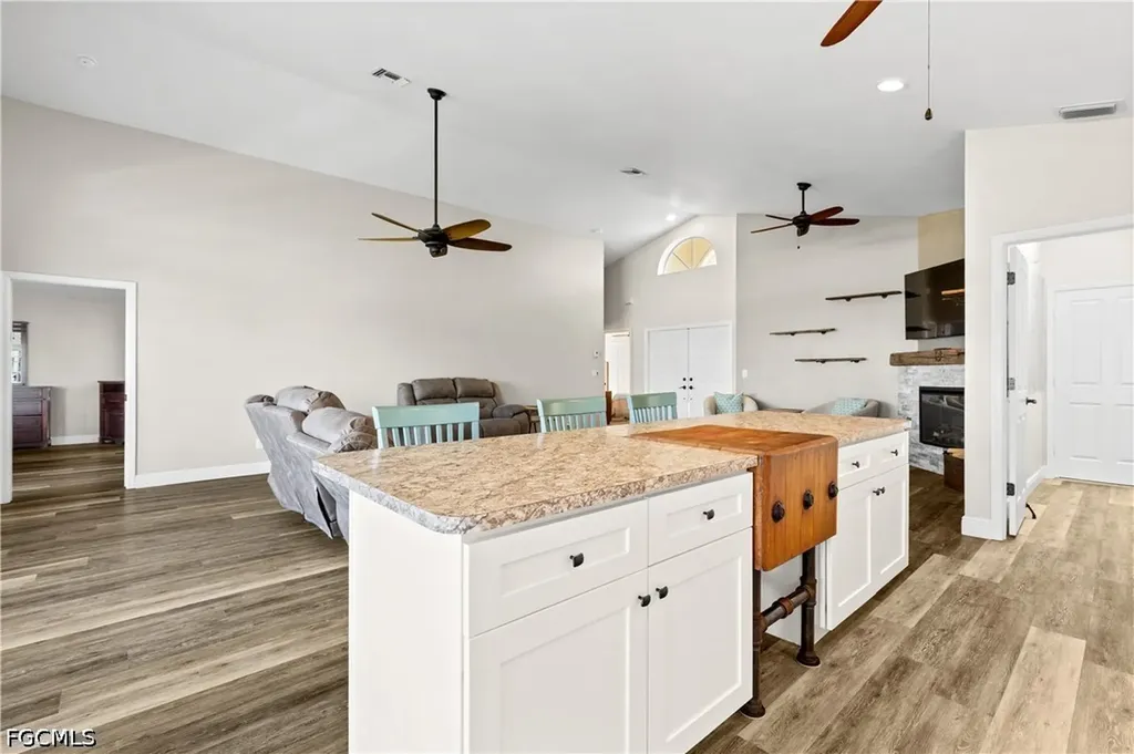 17521 Coconut Palm Court North Fort Myers FL 33917