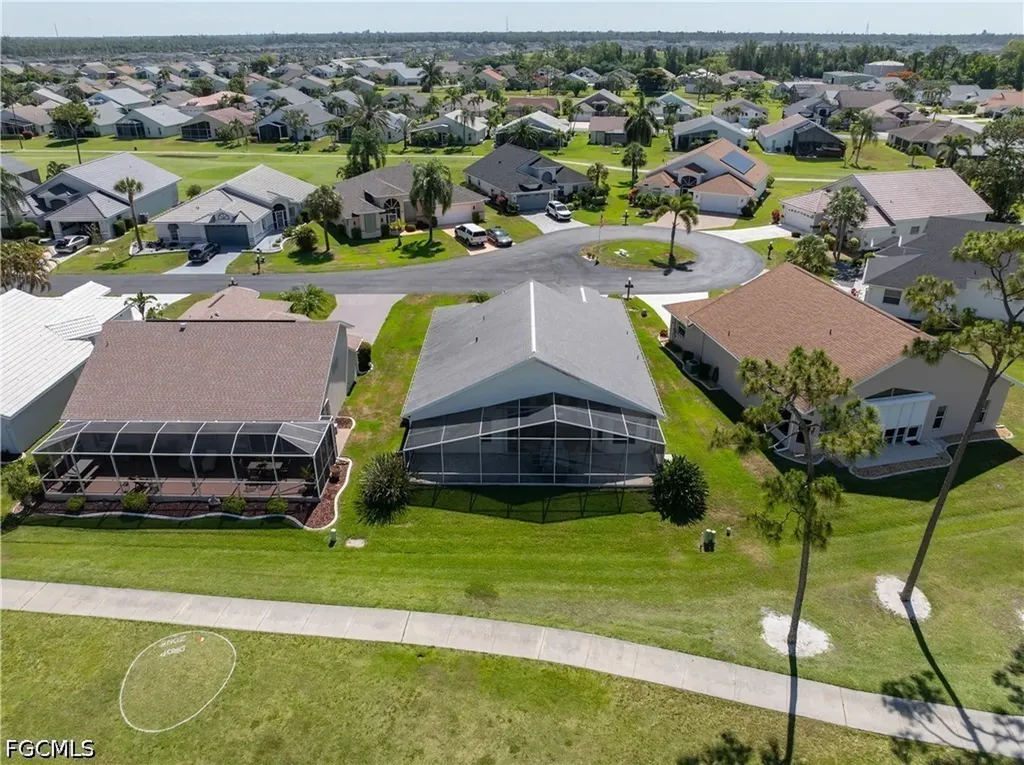 17521 Coconut Palm Court North Fort Myers FL 33917