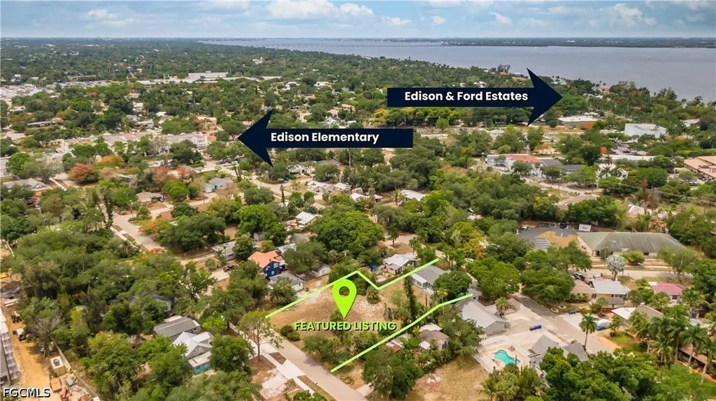 2243/2245 Altamont Avenue Fort Myers FL 33901