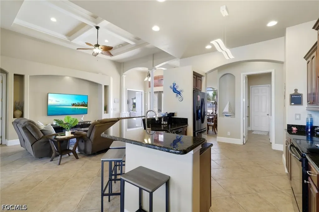 3237 Yucatan Parkway Cape Coral FL 33993
