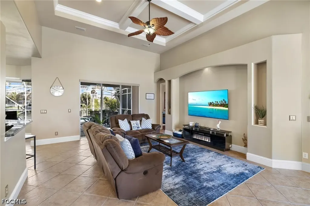 3237 Yucatan Parkway Cape Coral FL 33993