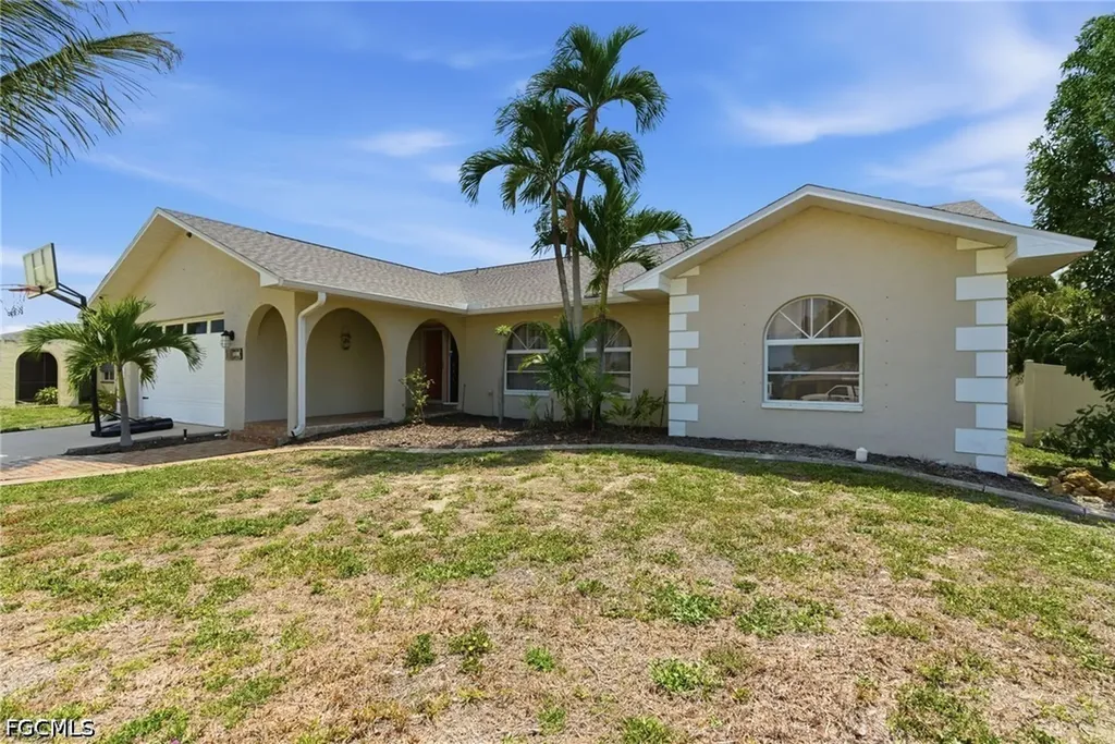 3803 Pelican Boulevard Cape Coral FL 33914