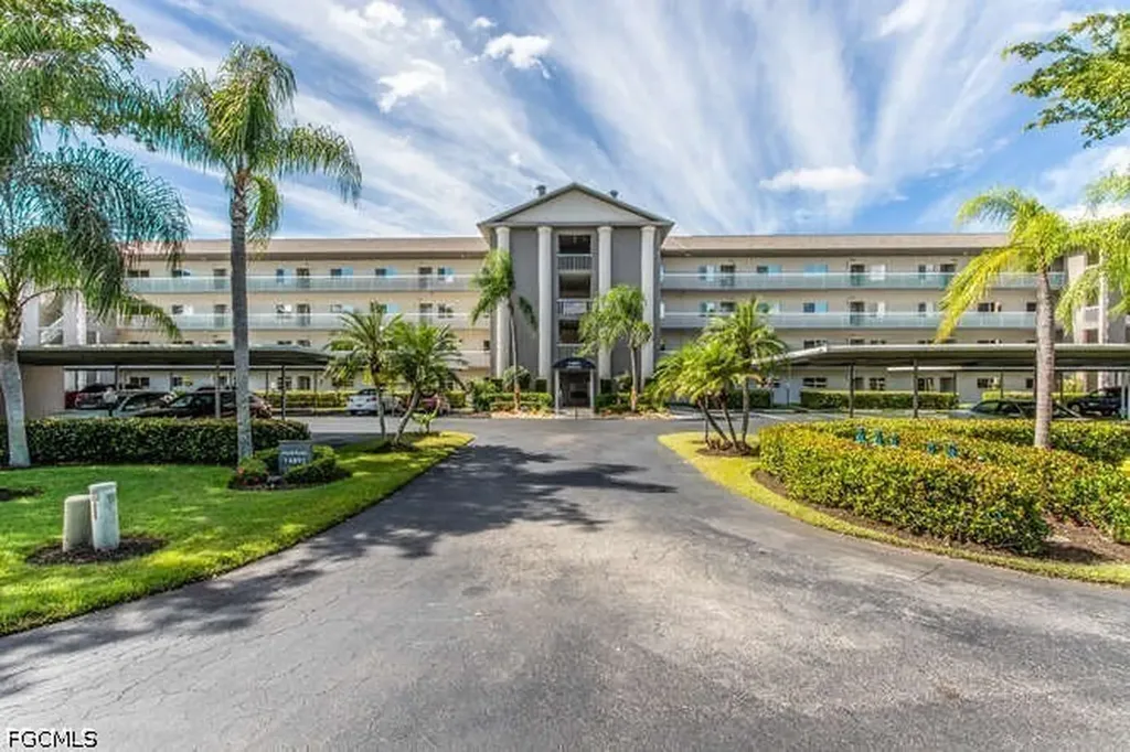 14891 Hole In One Circle Fort Myers FL 33919