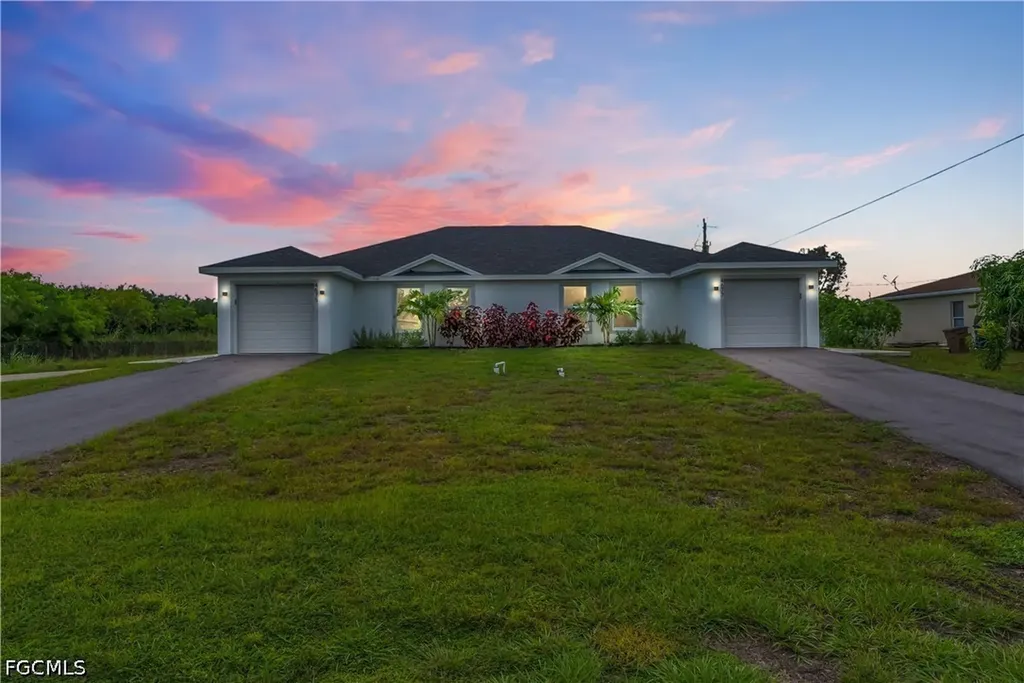 4675-4677 Golfview Boulevard Lehigh Acres FL 33973
