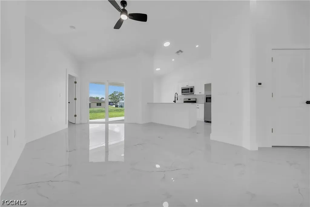 4675-4677 Golfview Boulevard Lehigh Acres FL 33973