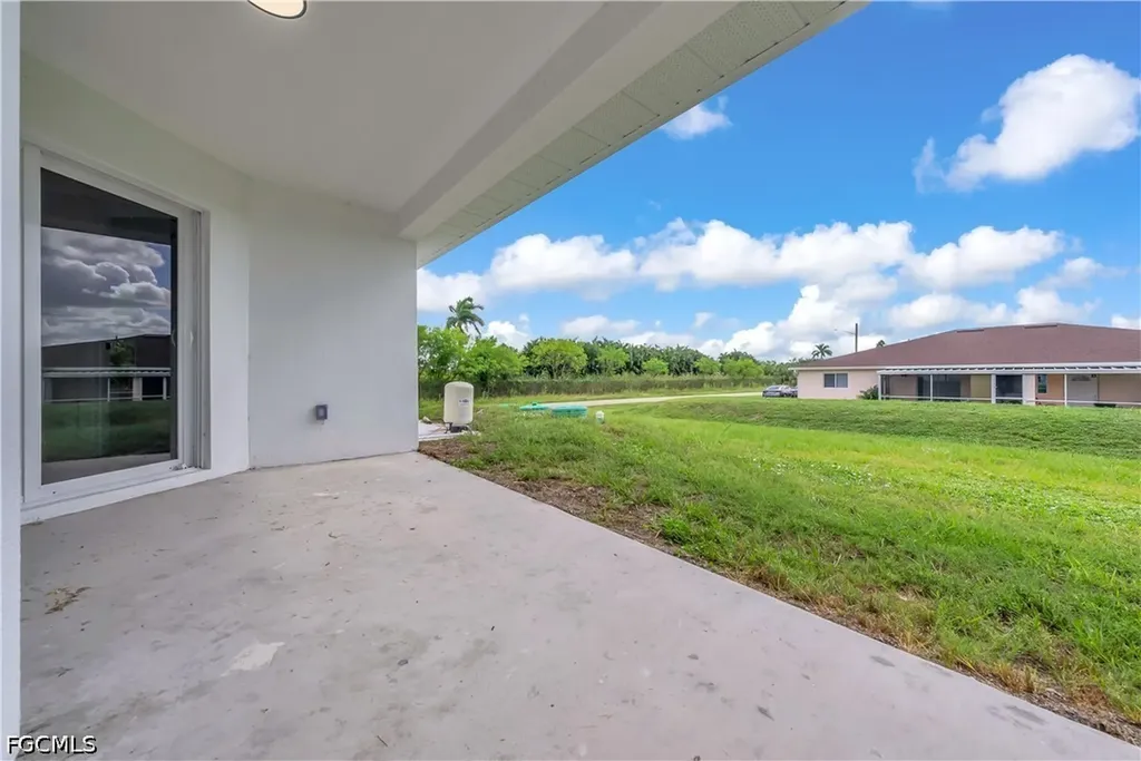 4675-4677 Golfview Boulevard Lehigh Acres FL 33973