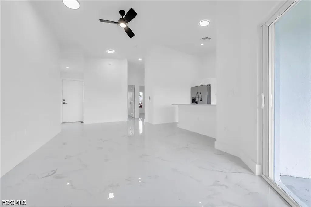 4675-4677 Golfview Boulevard Lehigh Acres FL 33973