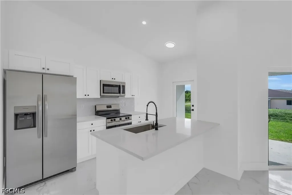 4675-4677 Golfview Boulevard Lehigh Acres FL 33973