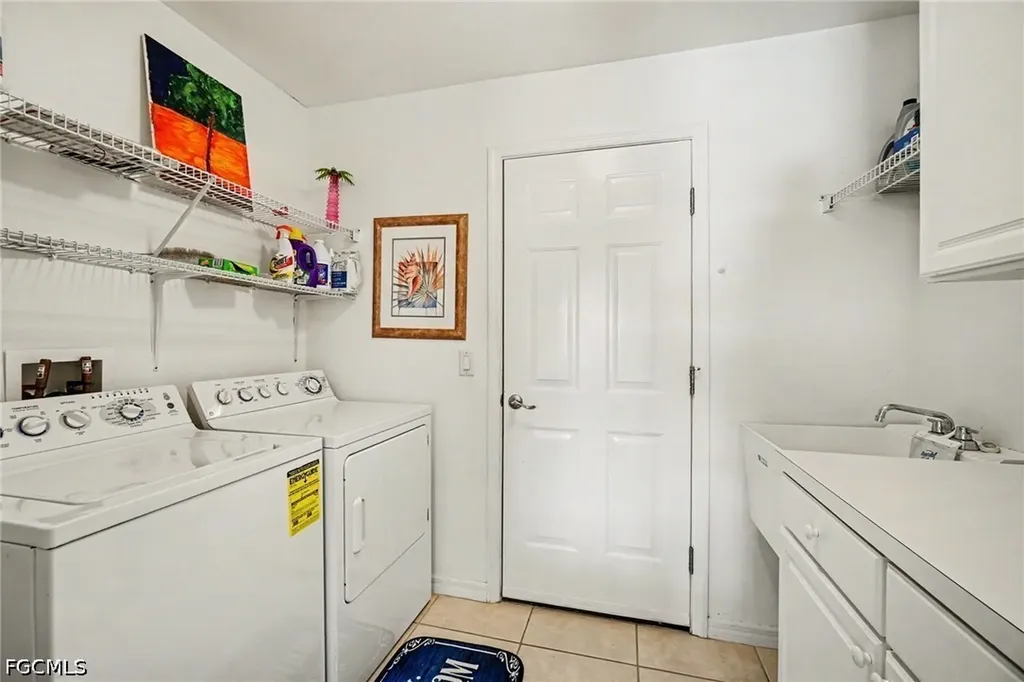 10021 Colonial Country Club Boulevard Fort Myers FL 33913