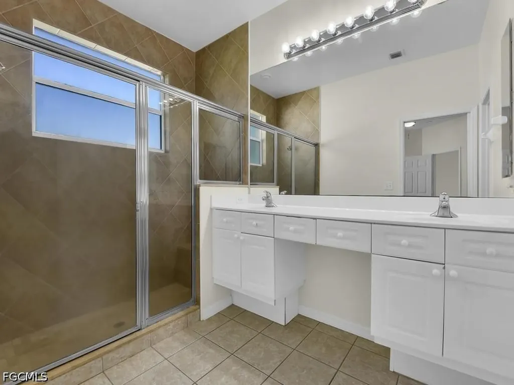 11204 Lakeland Circle Fort Myers FL 33913