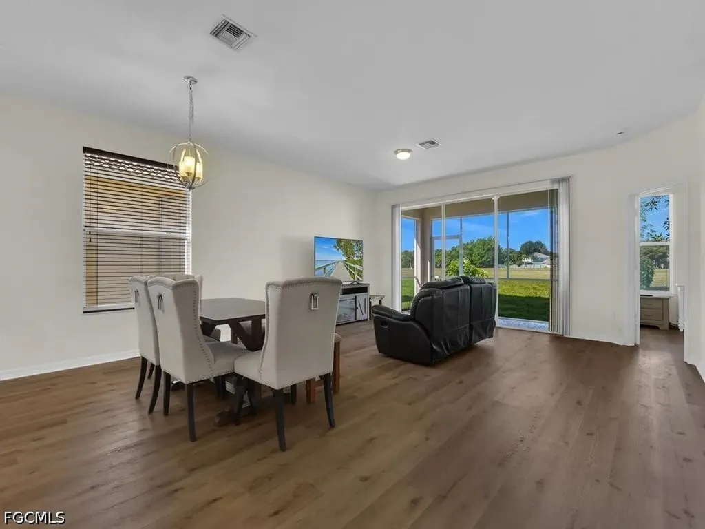 11204 Lakeland Circle Fort Myers FL 33913