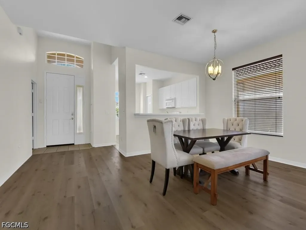 11204 Lakeland Circle Fort Myers FL 33913