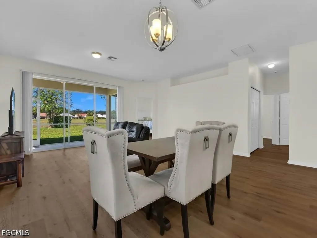 11204 Lakeland Circle Fort Myers FL 33913