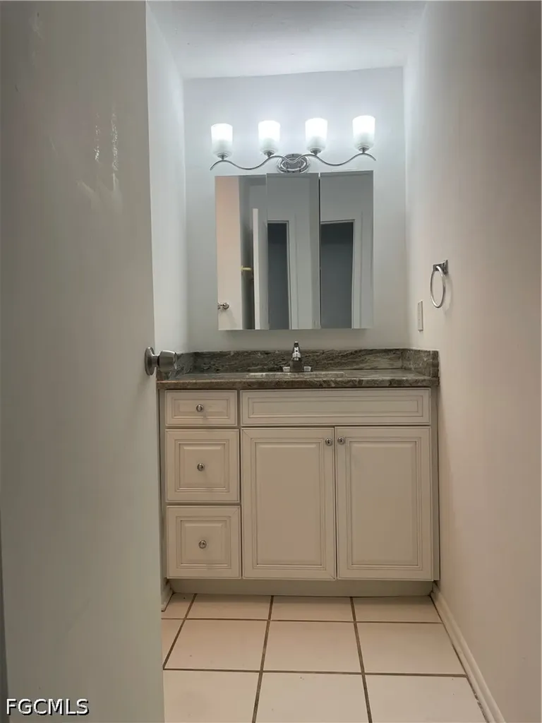 3704 Broadway Fort Myers FL 33901