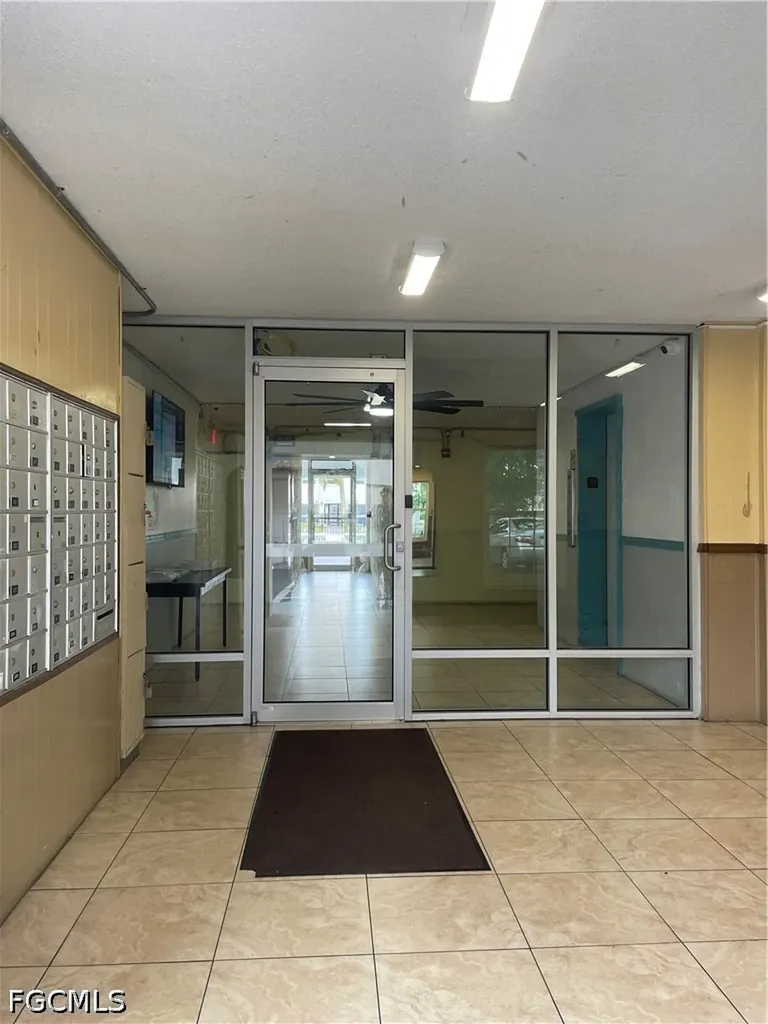 3704 Broadway Fort Myers FL 33901