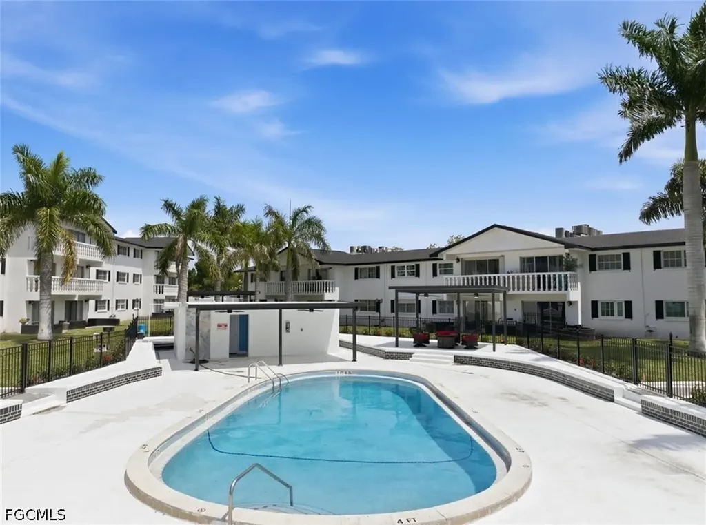 3704 Broadway Fort Myers FL 33901