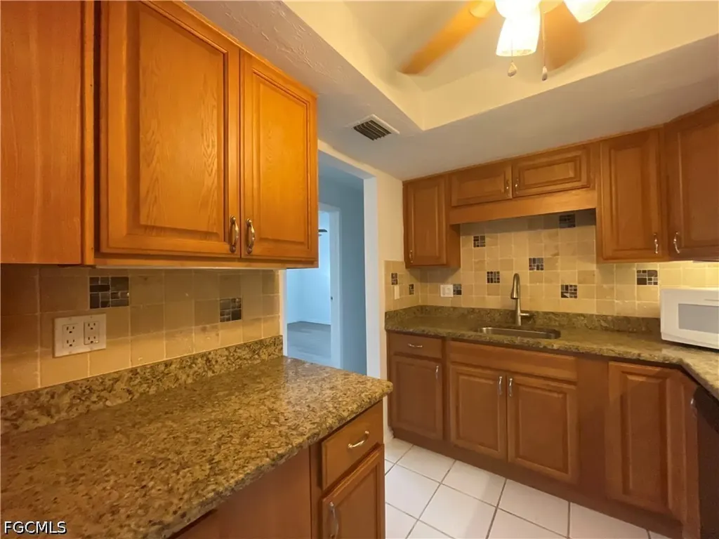 3704 Broadway Fort Myers FL 33901