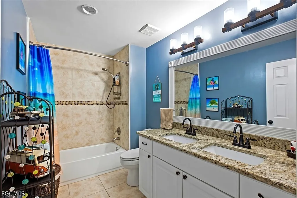 18290 Pine Nut Court Lehigh Acres FL 33972