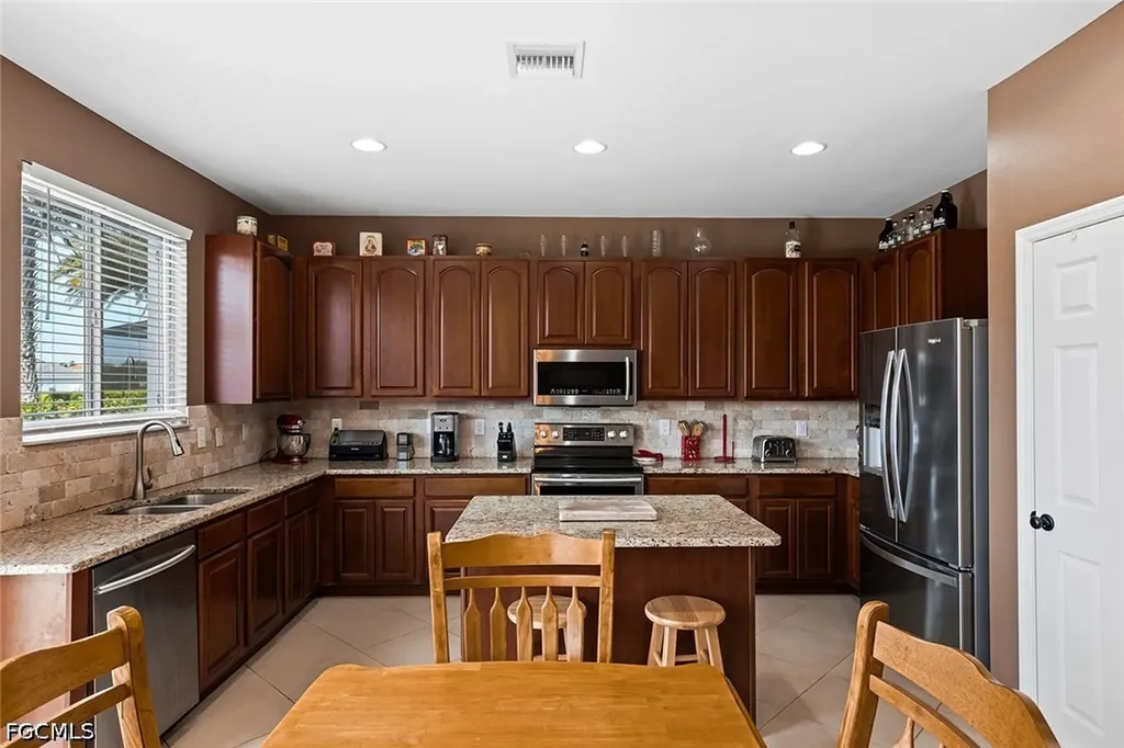 18290 Pine Nut Court Lehigh Acres FL 33972