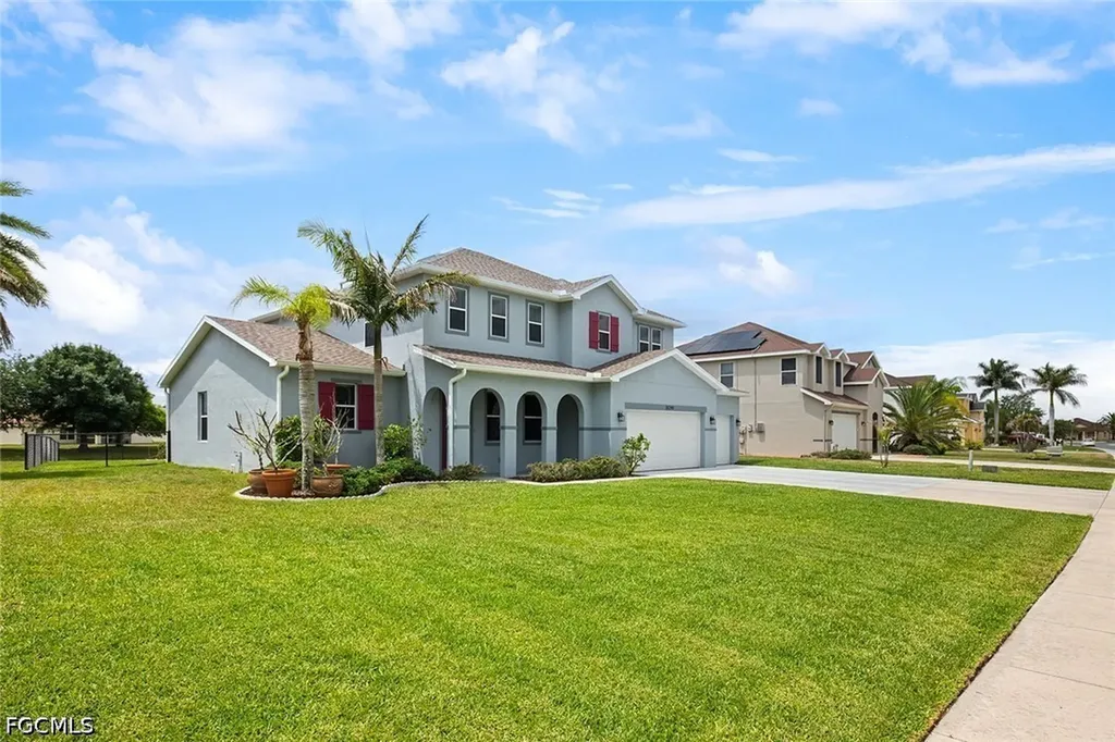 18290 Pine Nut Court Lehigh Acres FL 33972
