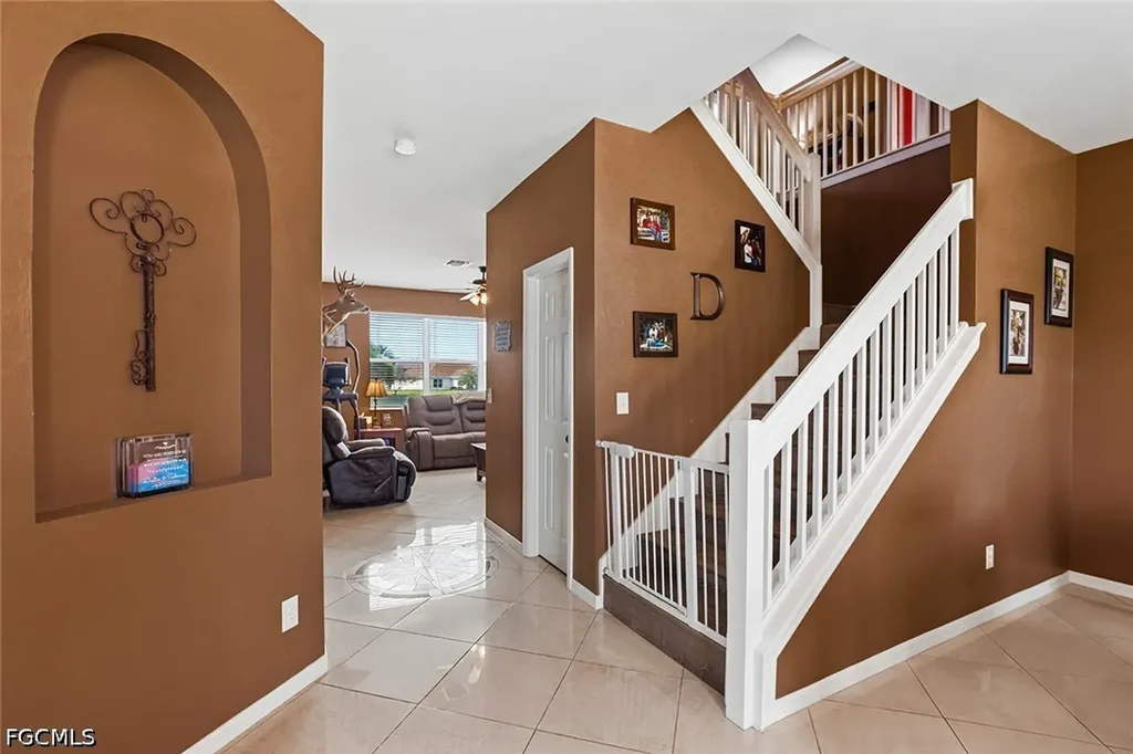 18290 Pine Nut Court Lehigh Acres FL 33972