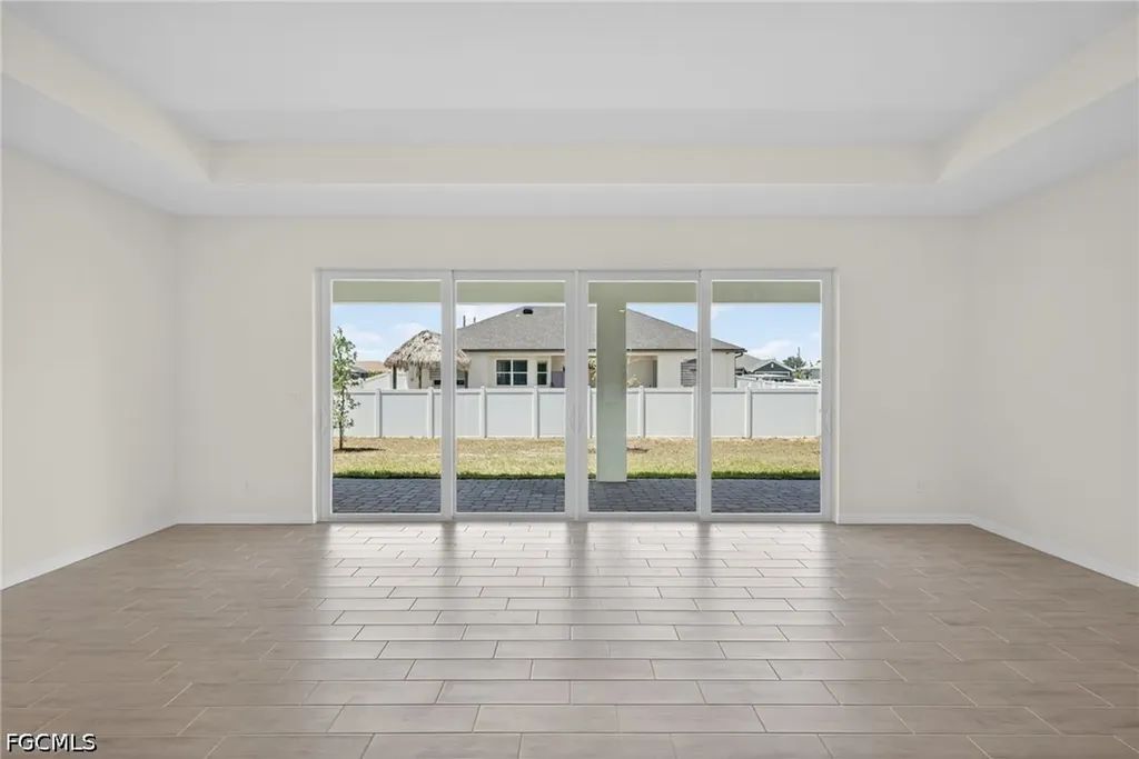 2105 NW 4th Street Cape Coral FL 33993