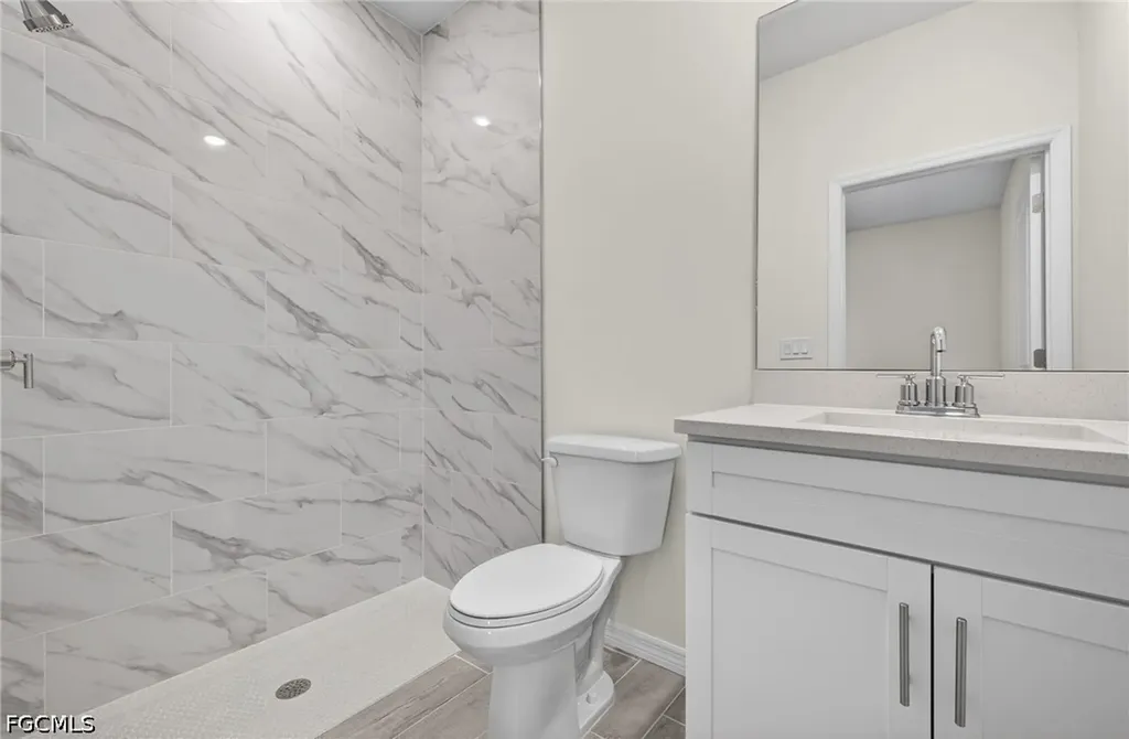 2105 NW 4th Street Cape Coral FL 33993