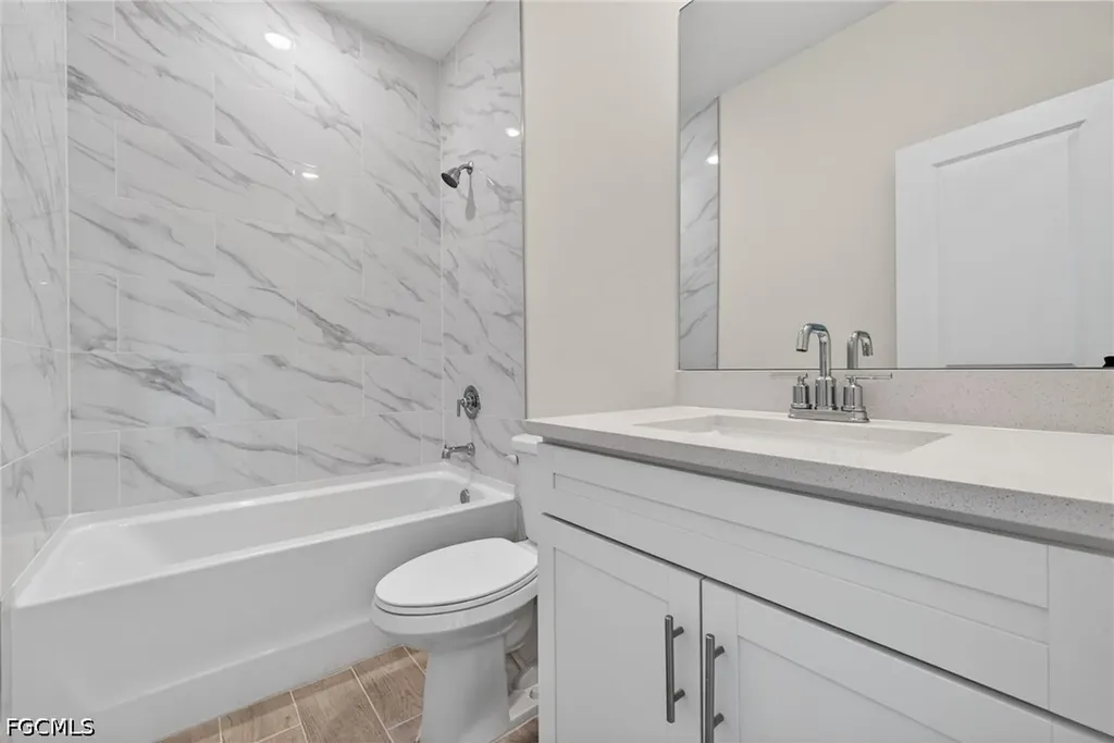 2105 NW 4th Street Cape Coral FL 33993