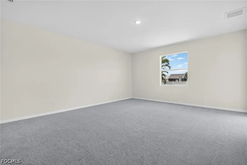 2105 NW 4th Street Cape Coral FL 33993
