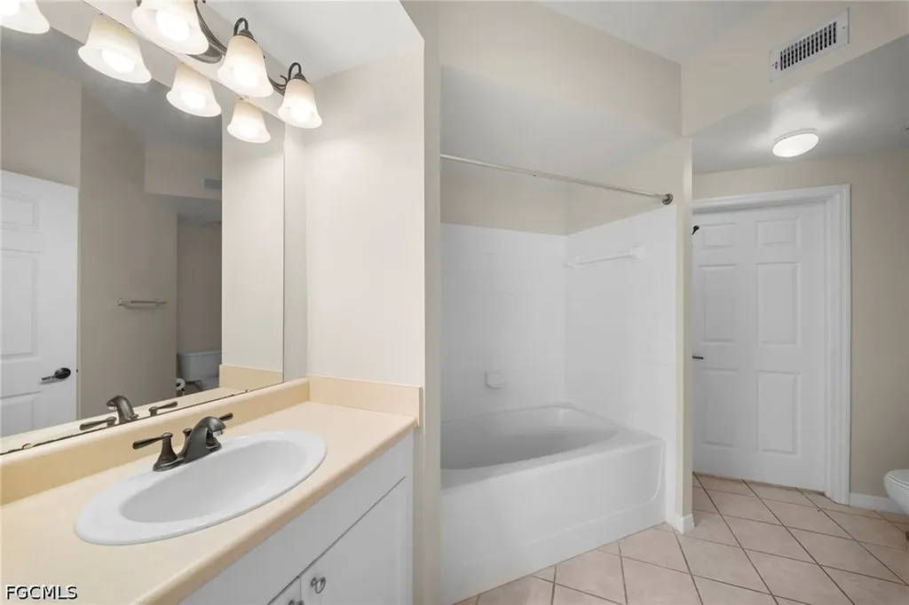 11400 Ocean Walk Lane Fort Myers FL 33908