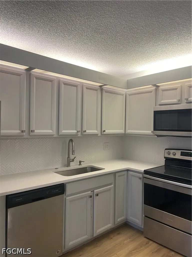 5218 Cedarbend Drive Fort Myers FL 33919