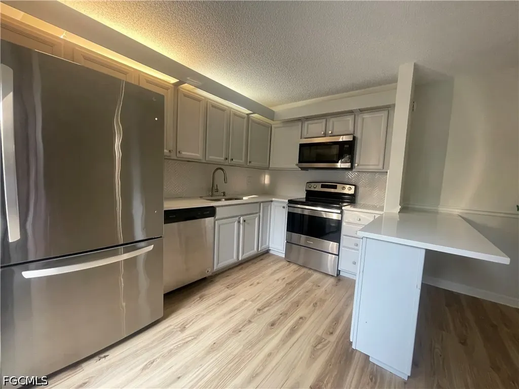 5218 Cedarbend Drive Fort Myers FL 33919