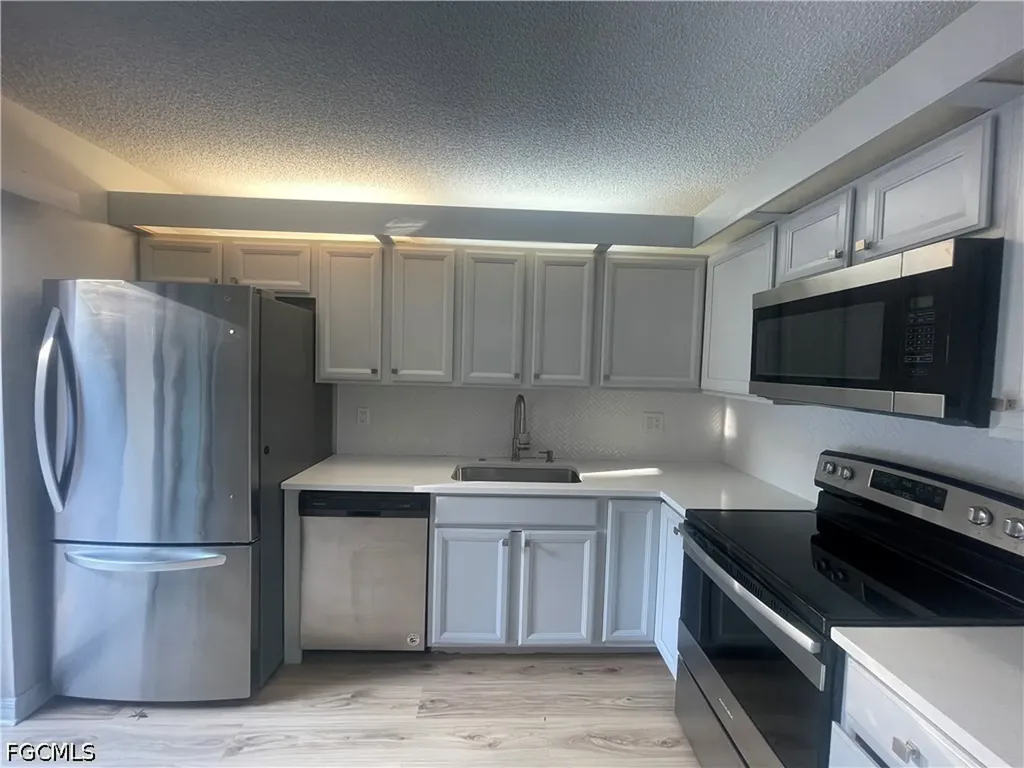 5218 Cedarbend Drive Fort Myers FL 33919