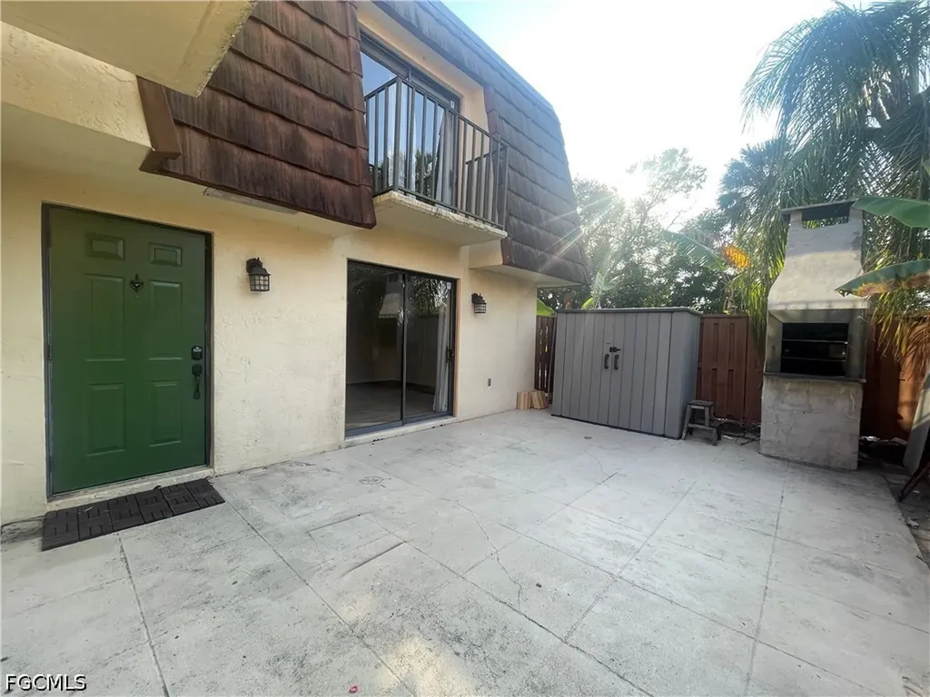 5218 Cedarbend Drive Fort Myers FL 33919